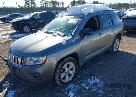 2011 Jeep Compass z USA, uszkodzony, nr VIN 1J4NF1FB2BD281999